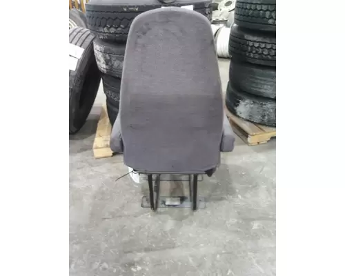 FREIGHTLINER COLUMBIA 112 SEAT, FRONT