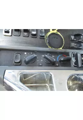 FREIGHTLINER COLUMBIA 112 TEMPERATURE CONTROL