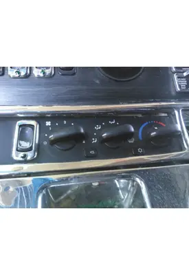 FREIGHTLINER COLUMBIA 112 TEMPERATURE CONTROL