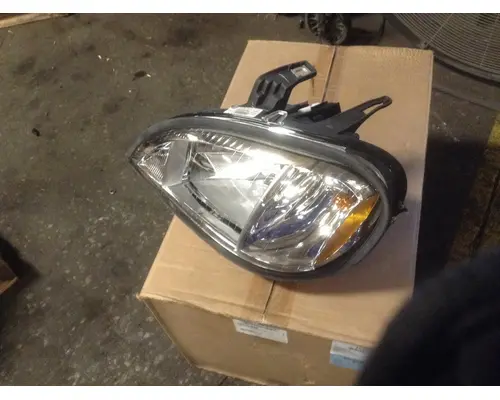 FREIGHTLINER COLUMBIA 120 1996-2004 HEADLAMP ASSEMBLY