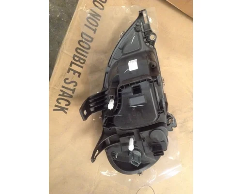 FREIGHTLINER COLUMBIA 120 1996-2004 HEADLAMP ASSEMBLY