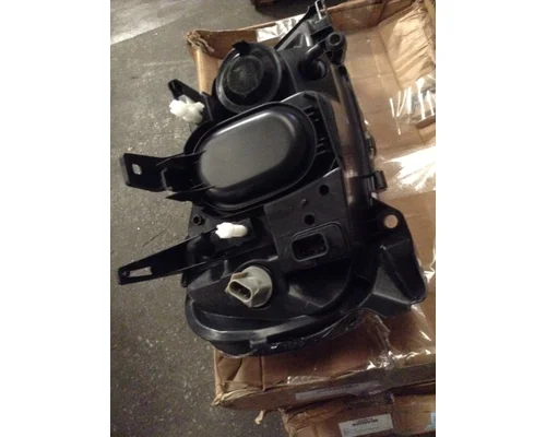 FREIGHTLINER COLUMBIA 120 1996-2004 HEADLAMP ASSEMBLY