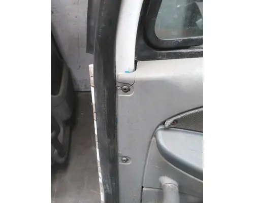 FREIGHTLINER COLUMBIA 120 2001-2011 DOOR ASSEMBLY, FRONT
