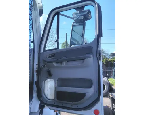 FREIGHTLINER COLUMBIA 120 2001-2011 DOOR ASSEMBLY, FRONT