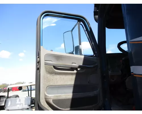 FREIGHTLINER COLUMBIA 120 2001-2011 DOOR ASSEMBLY, FRONT