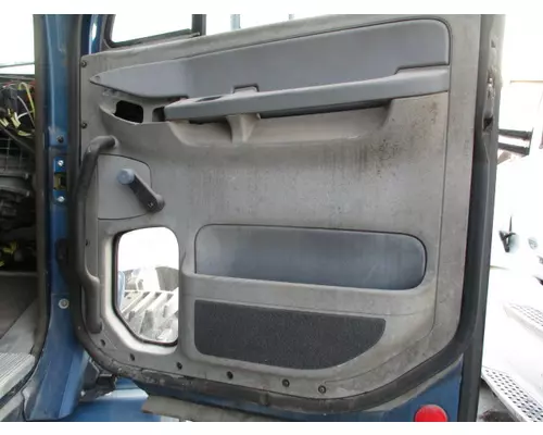FREIGHTLINER COLUMBIA 120 2001-2011 DOOR ASSEMBLY, FRONT