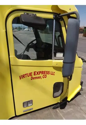 FREIGHTLINER COLUMBIA 120 2001-2011 DOOR ASSEMBLY, FRONT