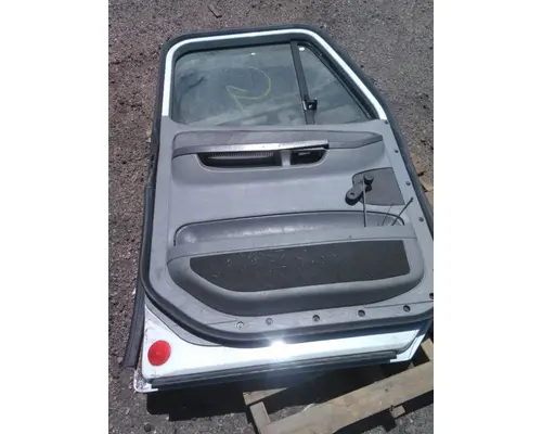 FREIGHTLINER COLUMBIA 120 2001-2011 DOOR ASSEMBLY, FRONT