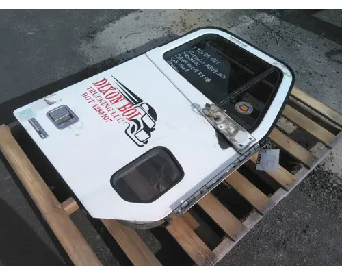FREIGHTLINER COLUMBIA 120 2001-2011 DOOR ASSEMBLY, FRONT