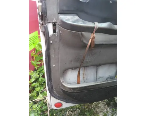 FREIGHTLINER COLUMBIA 120 2001-2011 DOOR ASSEMBLY, FRONT