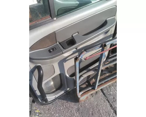 FREIGHTLINER COLUMBIA 120 2001-2011 DOOR ASSEMBLY, FRONT