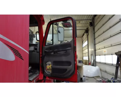 FREIGHTLINER COLUMBIA 120 2001-2011 DOOR ASSEMBLY, FRONT