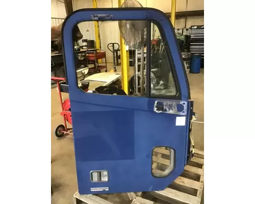 FREIGHTLINER COLUMBIA 120 2001-2011 DOOR ASSEMBLY, FRONT