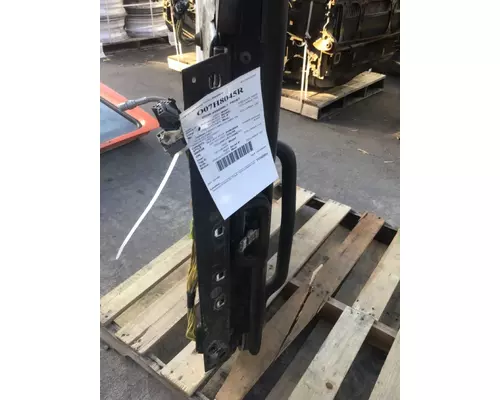 FREIGHTLINER COLUMBIA 120 2001-2011 DOOR ASSEMBLY, FRONT