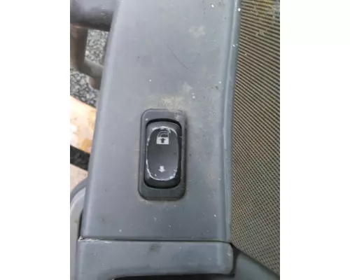 FREIGHTLINER COLUMBIA 120 2001-2011 DOOR ASSEMBLY, FRONT