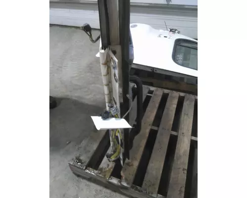 FREIGHTLINER COLUMBIA 120 2001-2011 DOOR ASSEMBLY, FRONT