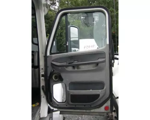 FREIGHTLINER COLUMBIA 120 2001-2011 DOOR ASSEMBLY, FRONT