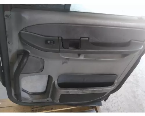 FREIGHTLINER COLUMBIA 120 2001-2011 DOOR ASSEMBLY, FRONT