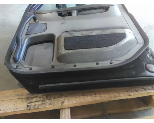 FREIGHTLINER COLUMBIA 120 2001-2011 DOOR ASSEMBLY, FRONT