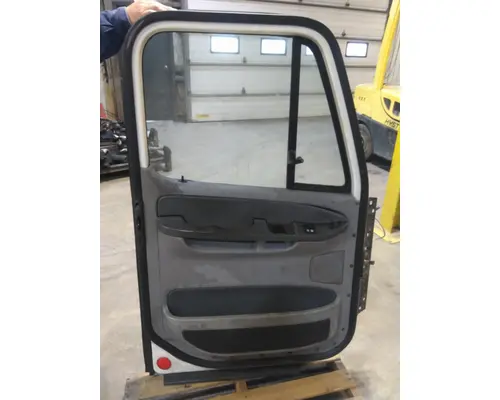 FREIGHTLINER COLUMBIA 120 2001-2011 DOOR ASSEMBLY, FRONT