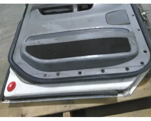 FREIGHTLINER COLUMBIA 120 2001-2011 DOOR ASSEMBLY, FRONT