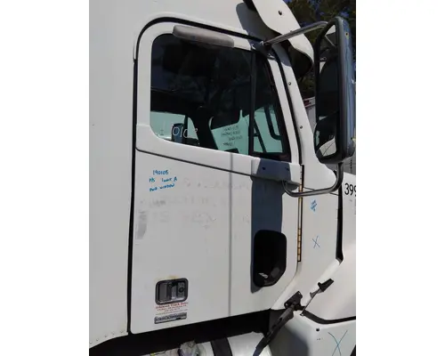 FREIGHTLINER COLUMBIA 120 2001-2011 DOOR ASSEMBLY, FRONT
