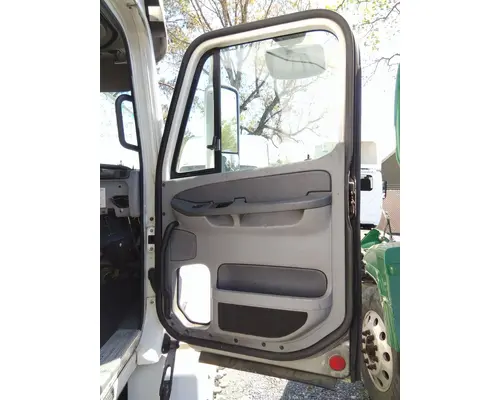 FREIGHTLINER COLUMBIA 120 2001-2011 DOOR ASSEMBLY, FRONT