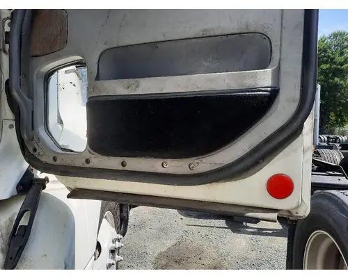 FREIGHTLINER COLUMBIA 120 2001-2011 DOOR ASSEMBLY, FRONT