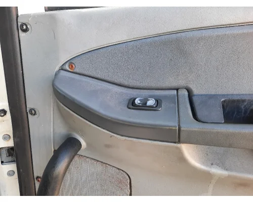 FREIGHTLINER COLUMBIA 120 2001-2011 DOOR ASSEMBLY, FRONT
