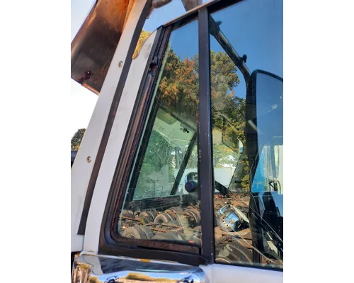 FREIGHTLINER COLUMBIA 120 2001-2011 DOOR ASSEMBLY, FRONT