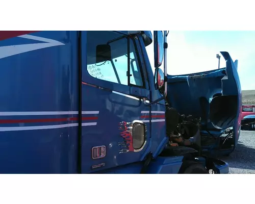 FREIGHTLINER COLUMBIA 120 2001-2011 DOOR ASSEMBLY, FRONT