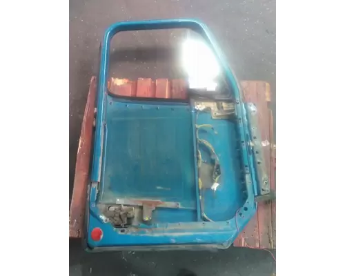 FREIGHTLINER COLUMBIA 120 2001-2011 DOOR ASSEMBLY, FRONT