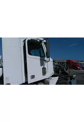 FREIGHTLINER COLUMBIA 120 2001-2011 DOOR ASSEMBLY, FRONT