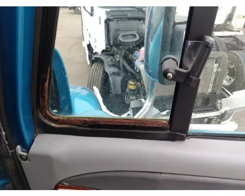 FREIGHTLINER COLUMBIA 120 2001-2011 DOOR ASSEMBLY, FRONT