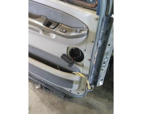 FREIGHTLINER COLUMBIA 120 2001-2011 DOOR ASSEMBLY, FRONT