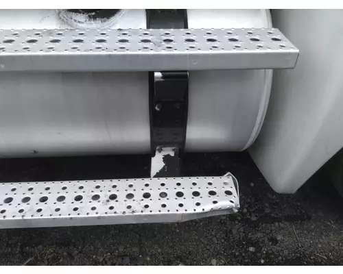 FREIGHTLINER COLUMBIA 120 2001-2015 FUEL TANK