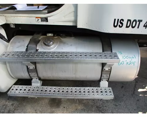 FREIGHTLINER COLUMBIA 120 2001-2015 FUEL TANK