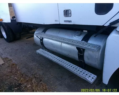 FREIGHTLINER COLUMBIA 120 2001-2015 FUEL TANK