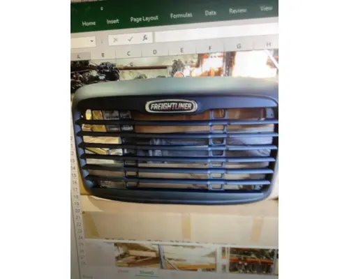 FREIGHTLINER COLUMBIA 120 2001-2015 GRILLE