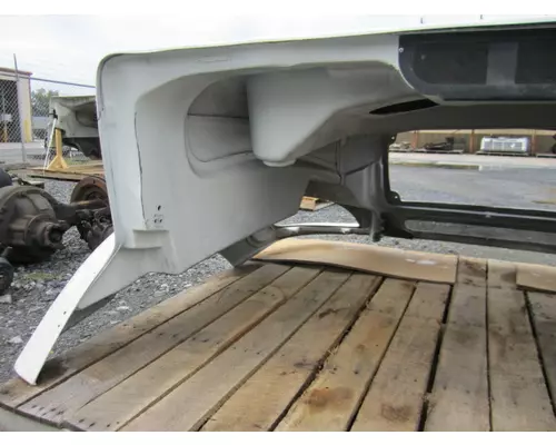 FREIGHTLINER COLUMBIA 120 2001-2015 HOOD