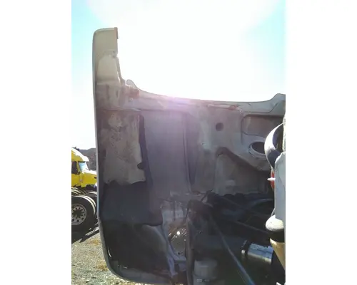 FREIGHTLINER COLUMBIA 120 2001-2015 HOOD