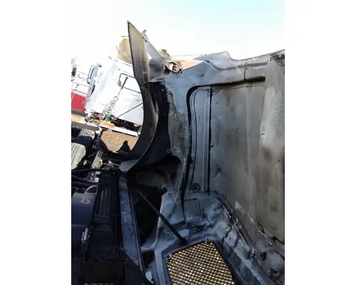 FREIGHTLINER COLUMBIA 120 2001-2015 HOOD