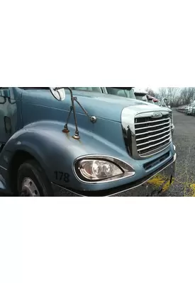 FREIGHTLINER COLUMBIA 120 2001-2015 HOOD