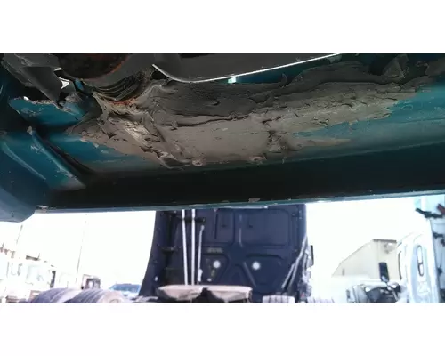 FREIGHTLINER COLUMBIA 120 2001-2015 HOOD