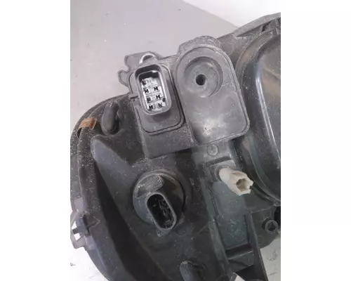 FREIGHTLINER COLUMBIA 120 2004-2011 HEADLAMP ASSEMBLY
