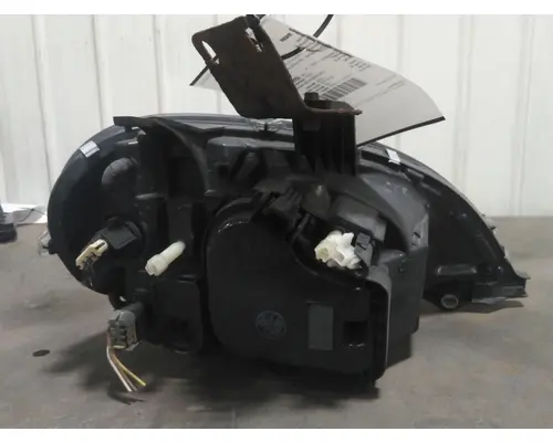 FREIGHTLINER COLUMBIA 120 2004-2011 HEADLAMP ASSEMBLY