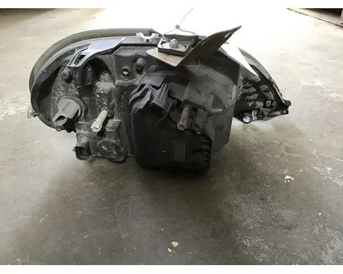 FREIGHTLINER COLUMBIA 120 2004-2013 HEADLAMP ASSEMBLY