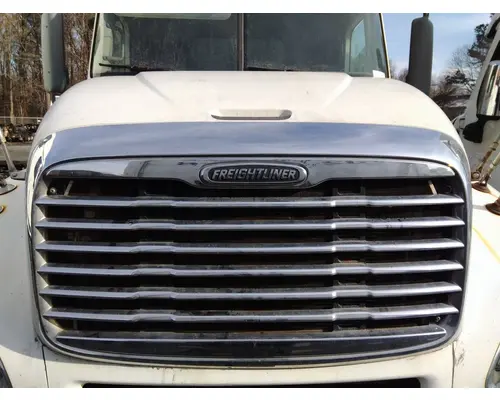 FREIGHTLINER COLUMBIA 120 2005-2008 GRILLE