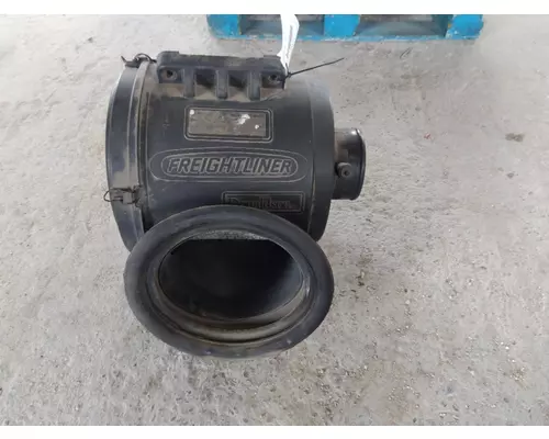 FREIGHTLINER COLUMBIA 120 AIR CLEANER