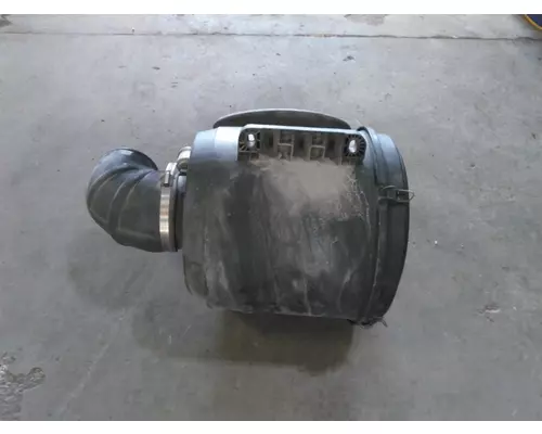 FREIGHTLINER COLUMBIA 120 AIR CLEANER